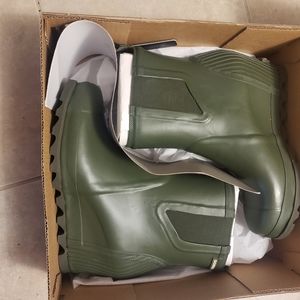 Sorel Joan Chelsea Short Wedge Rainboots 🌧 Green